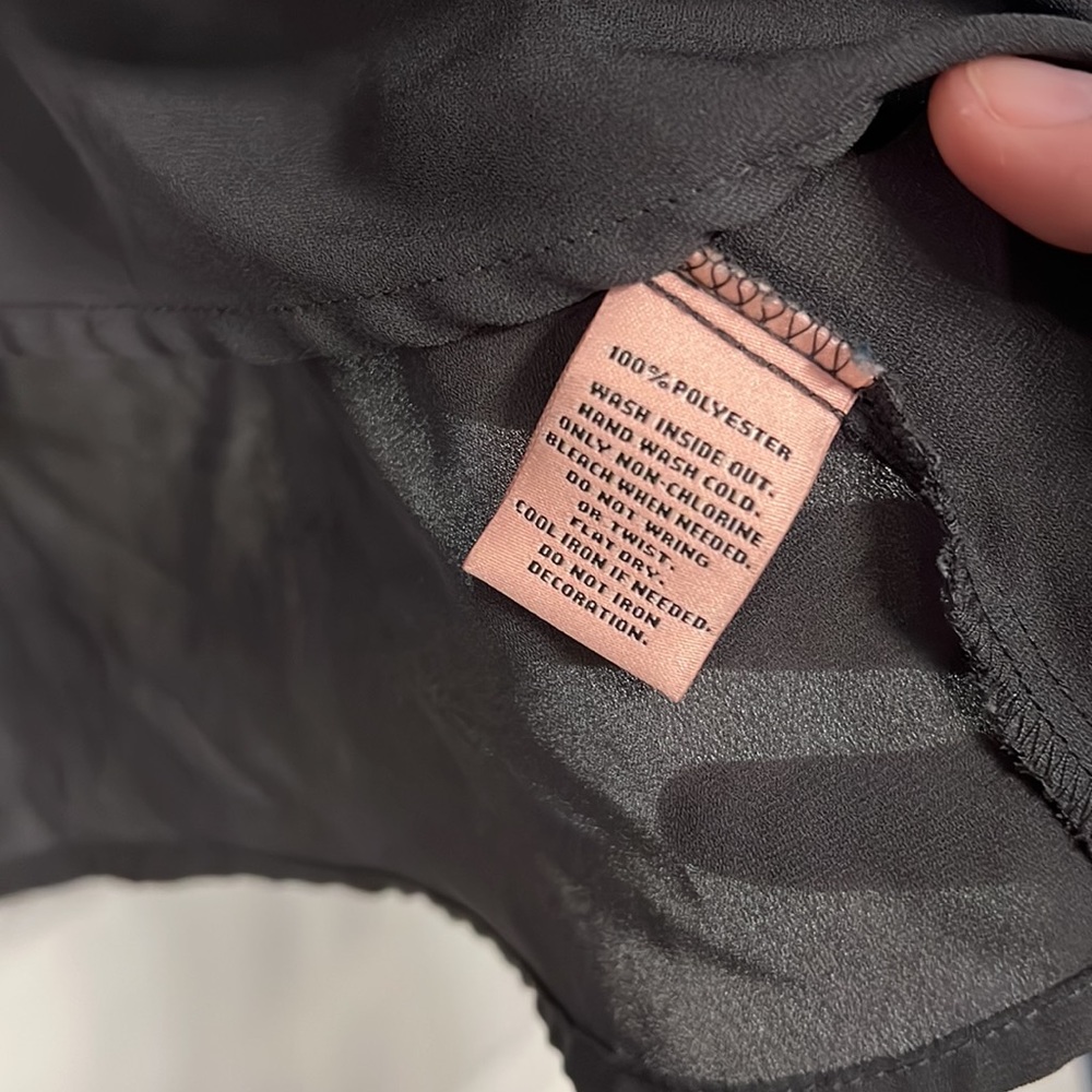 Juicy Couture Sequin and Gray Blouse- Size Large - Picture 3 of 5